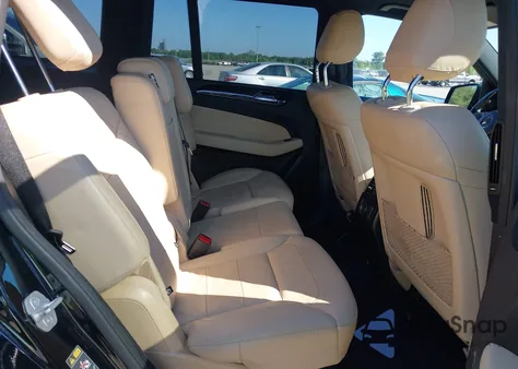 2017 Mercedes-Benz Gls 450 4Matic z USA, uszkodzony, nr VIN 4JGDF6EE5HA832894